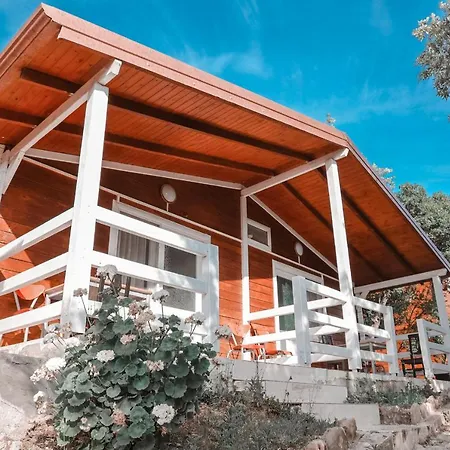 Plazhi Gjeneralit - Small - - - - * Kavaje