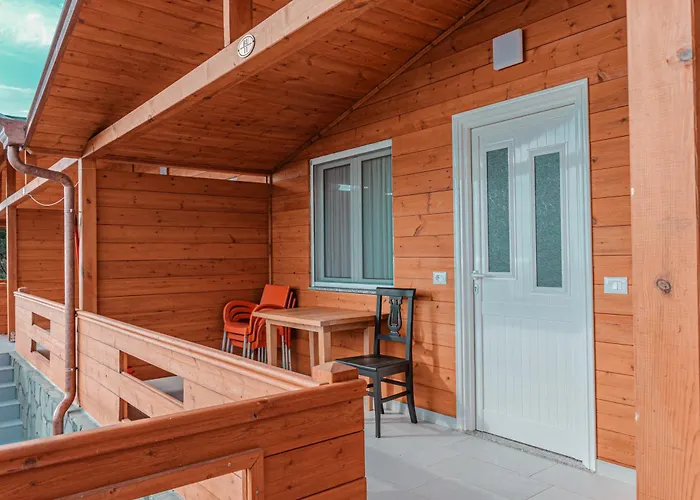 Plazhi Gjeneralit - Small - - - - Holiday park *