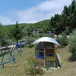 Plazhi Gjeneralit - Small - - - - 假日公园 卡瓦亚