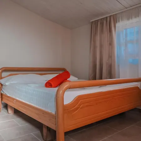 Plazhi Gjeneralit - Small - - - - Feriepark