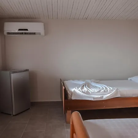 Plazhi Gjeneralit - Small - - - - Feriepark