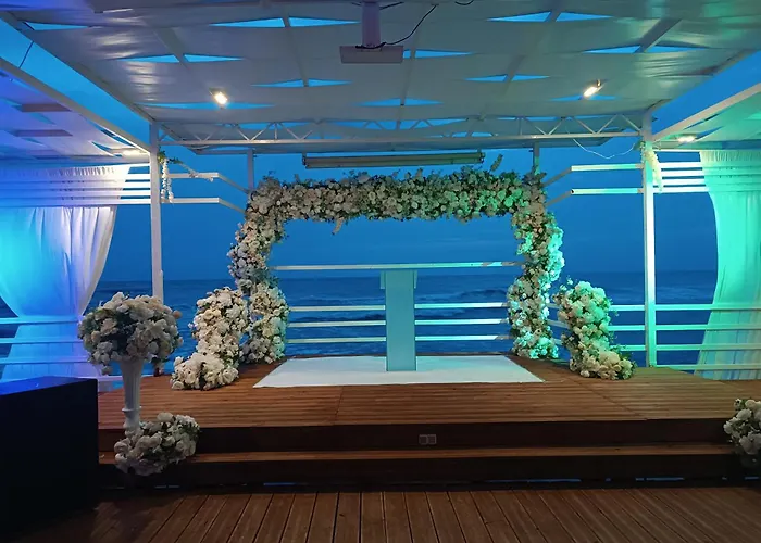 Plazhi Gjeneralit - Small - - - - Kavaja